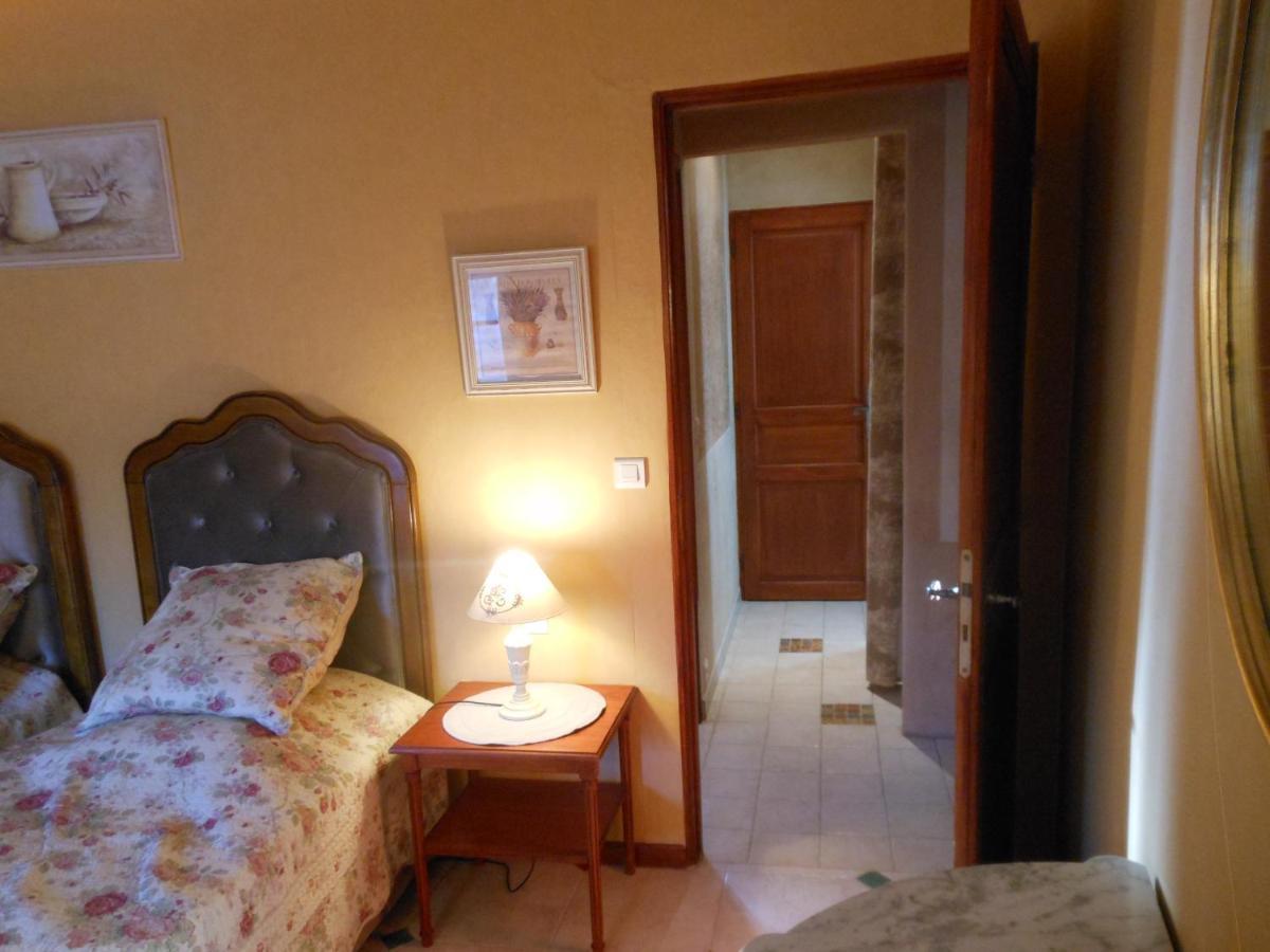 Les Passiflores Roussillon  Exterior photo